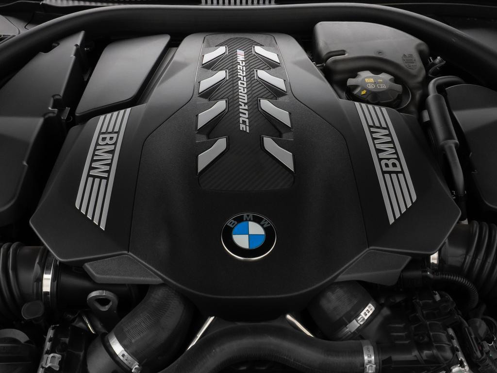 BMW M850