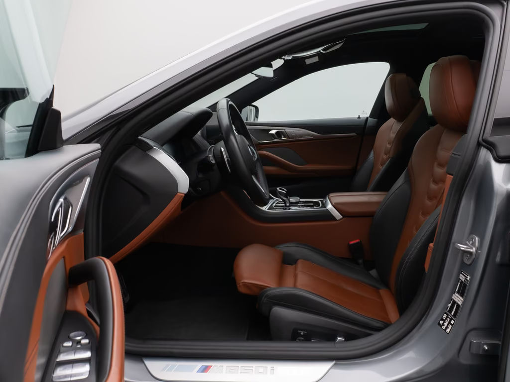 BMW M850