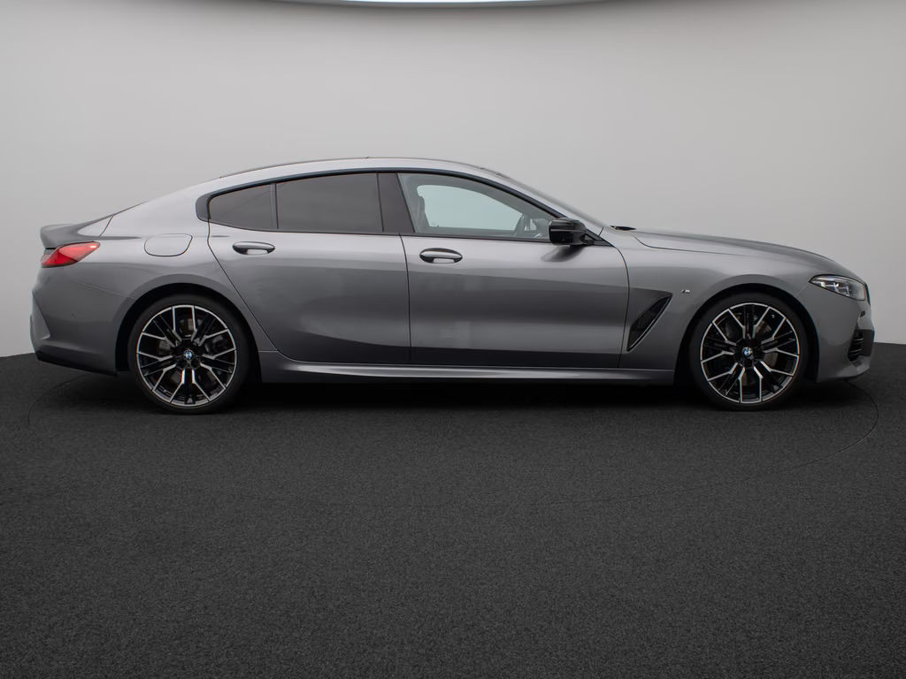 BMW M850