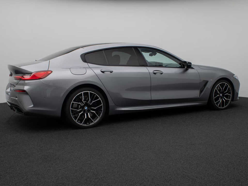 BMW M850