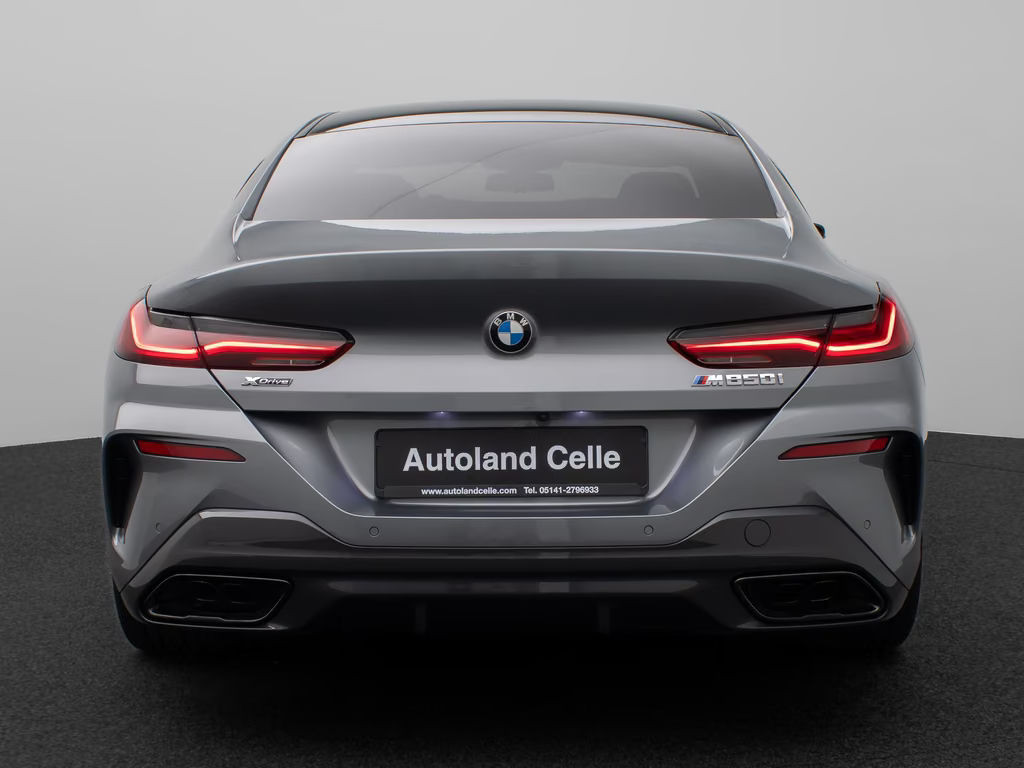 BMW M850