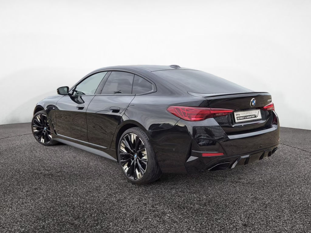 BMW M440