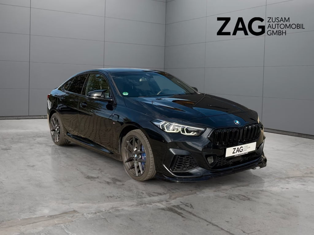 BMW M235
