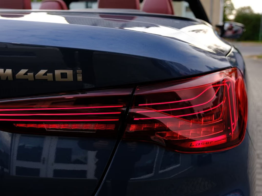 BMW M440