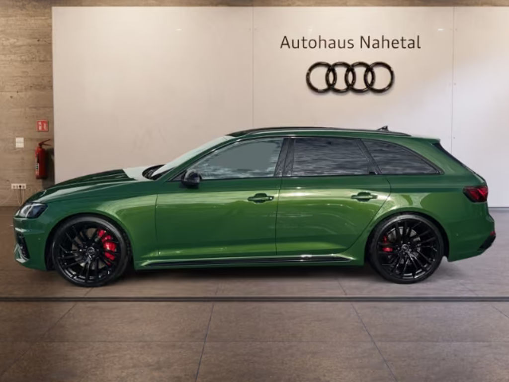 Audi RS4