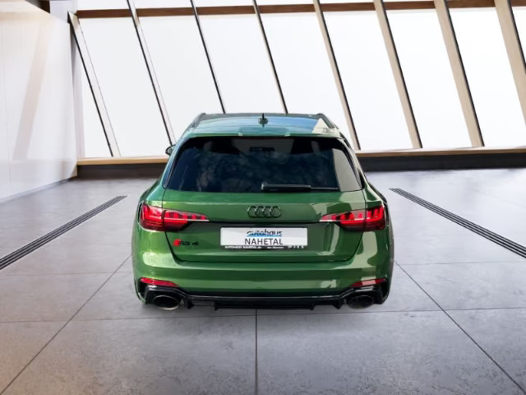 Audi RS4