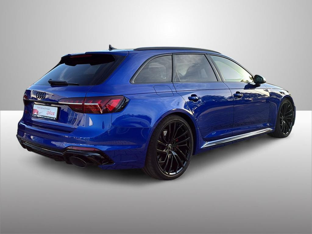 Audi RS4