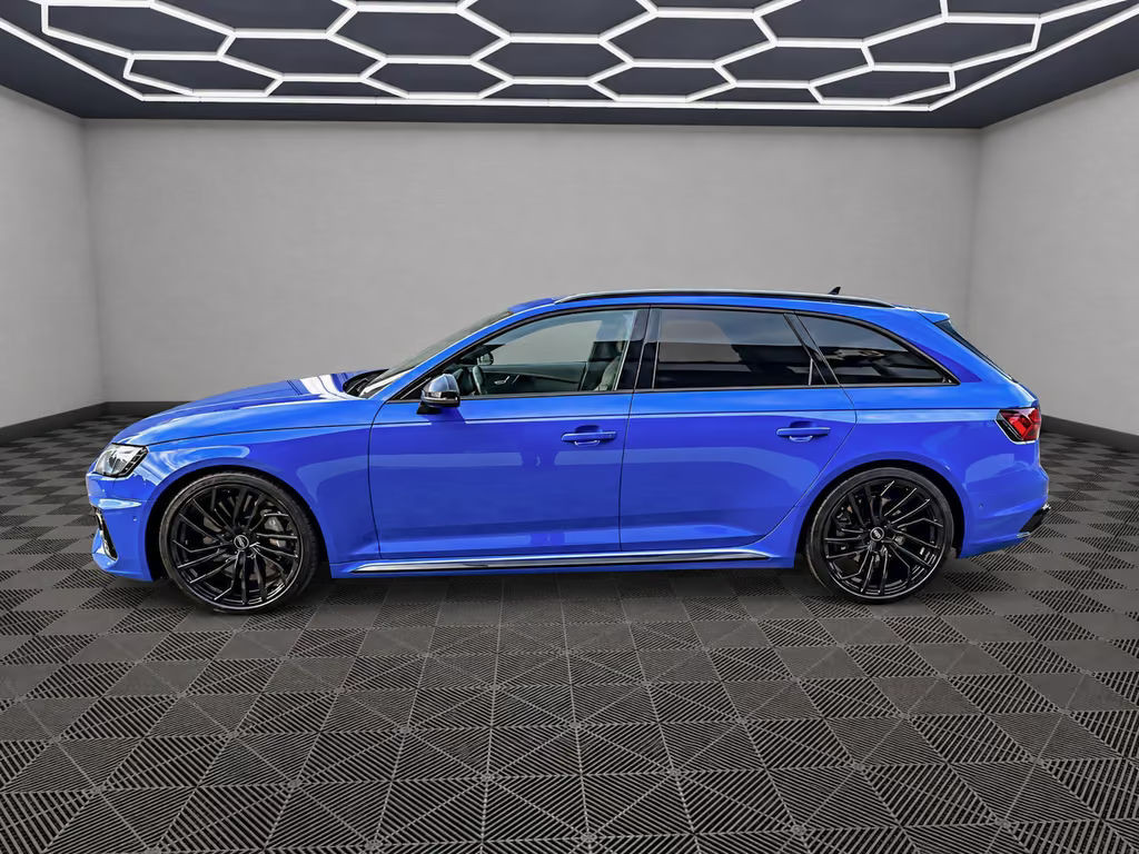 Audi RS4