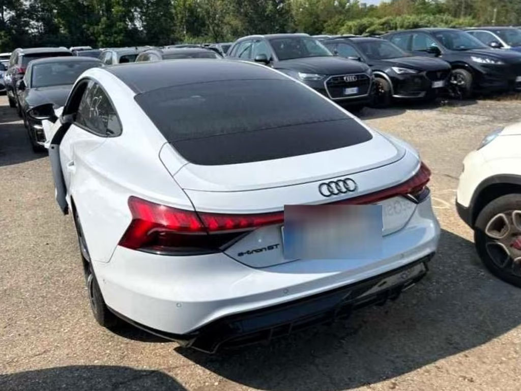 Audi e-tron GT