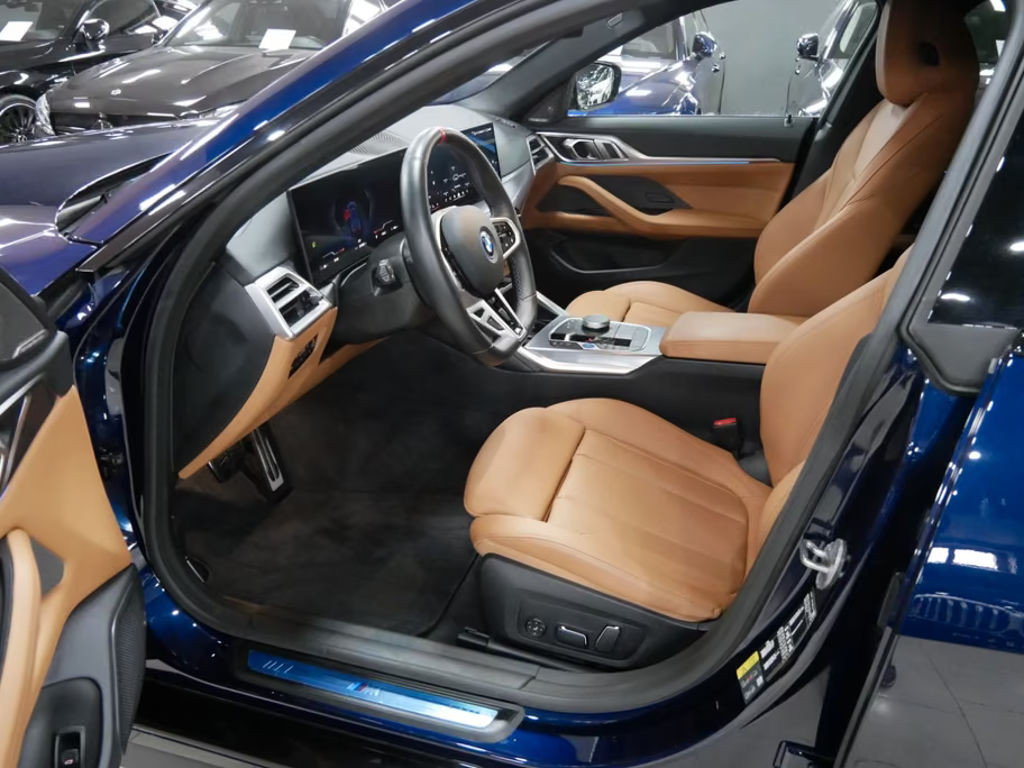 BMW i4