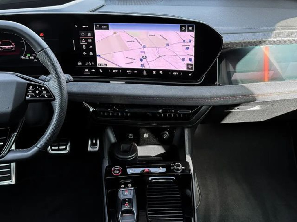 Audi S6 e-tron