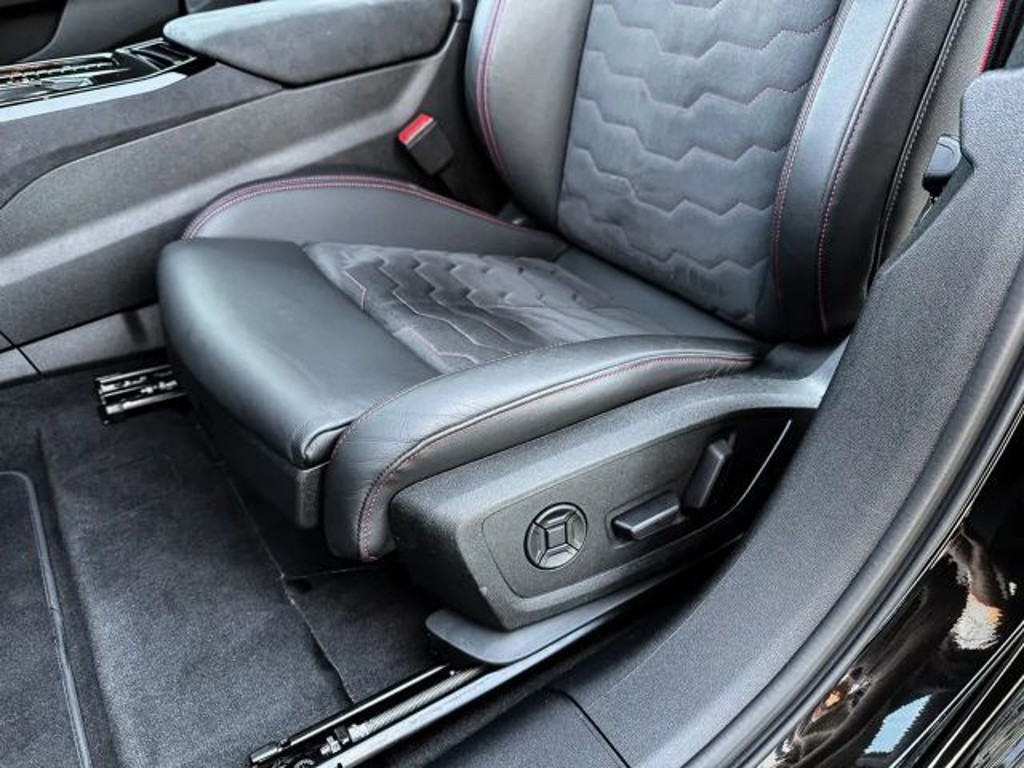 Audi S6 e-tron