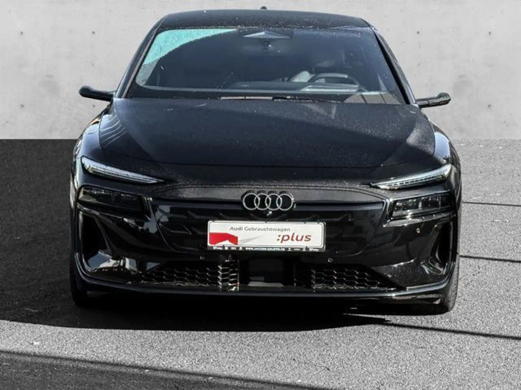Audi S6 e-tron