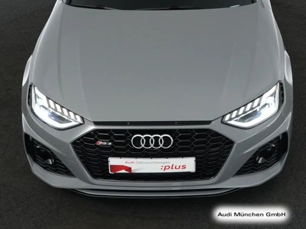 Audi RS4