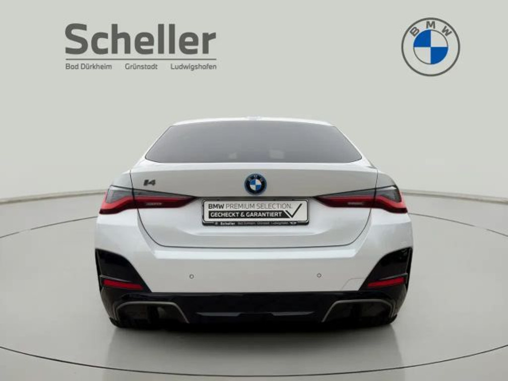 BMW i4