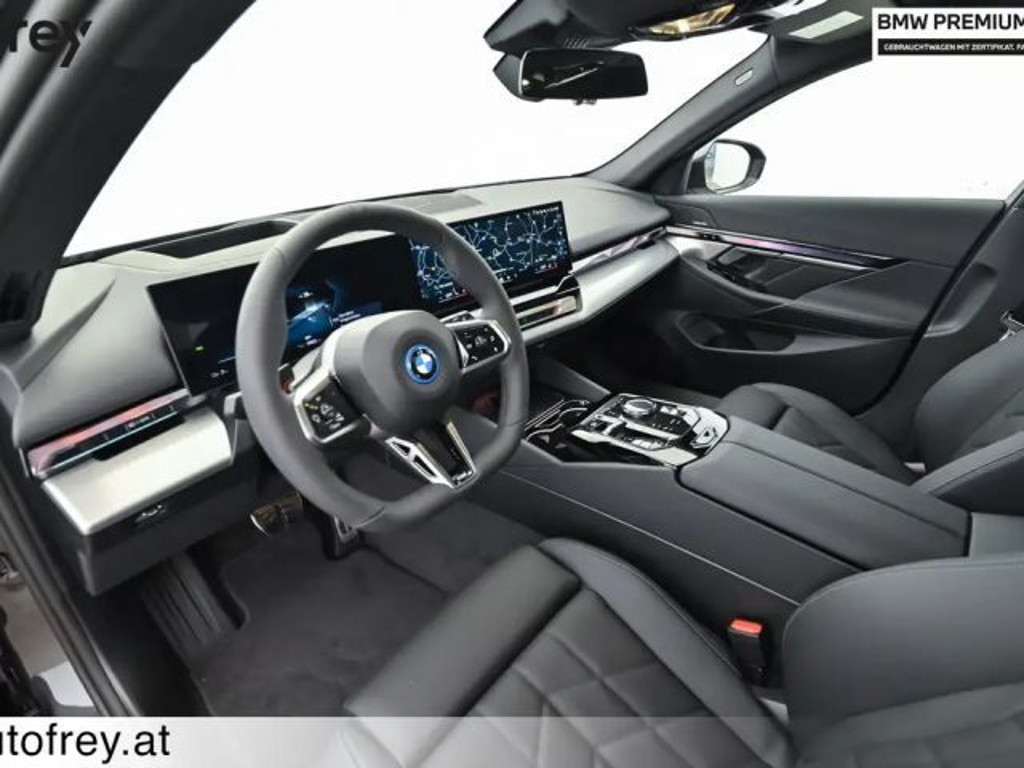 BMW i5