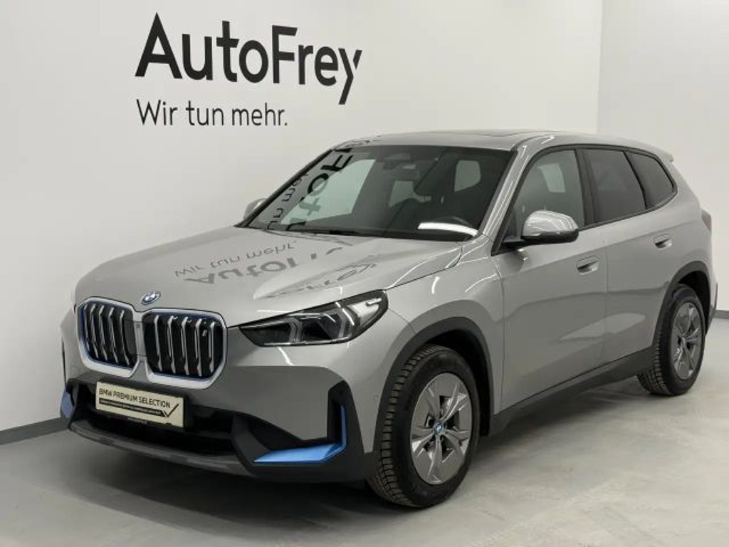 BMW iX1 xDrive30