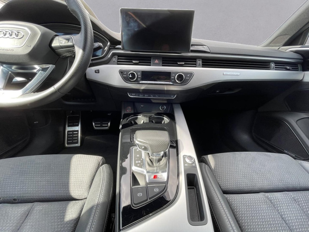 Audi S4