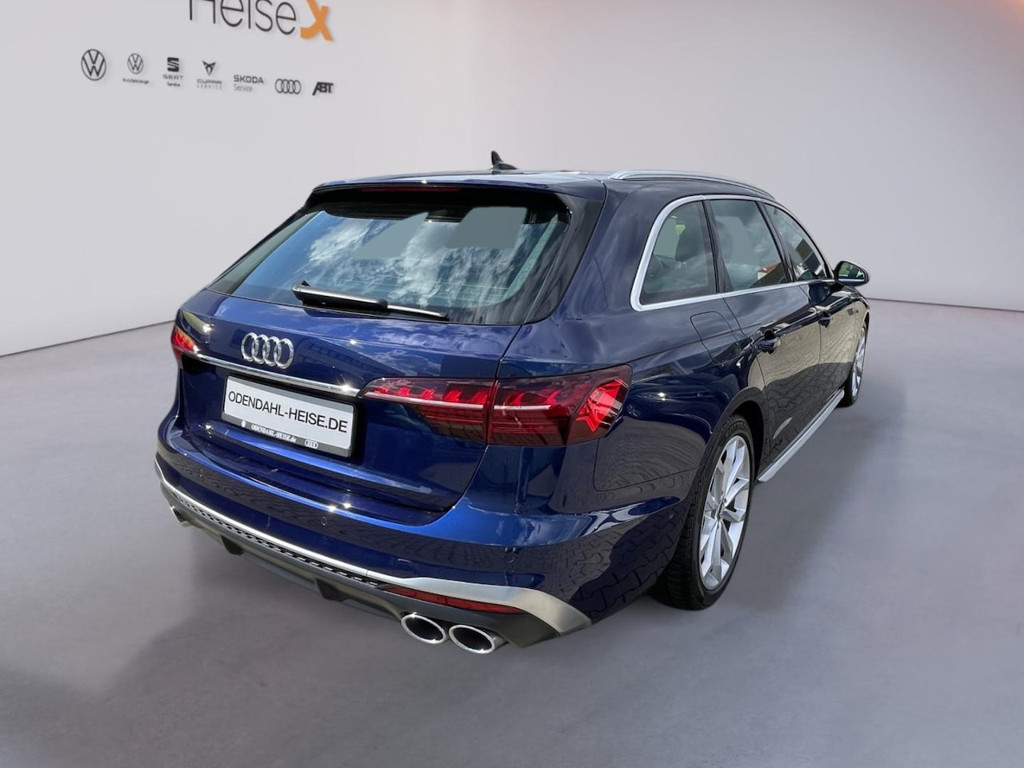 Audi S4