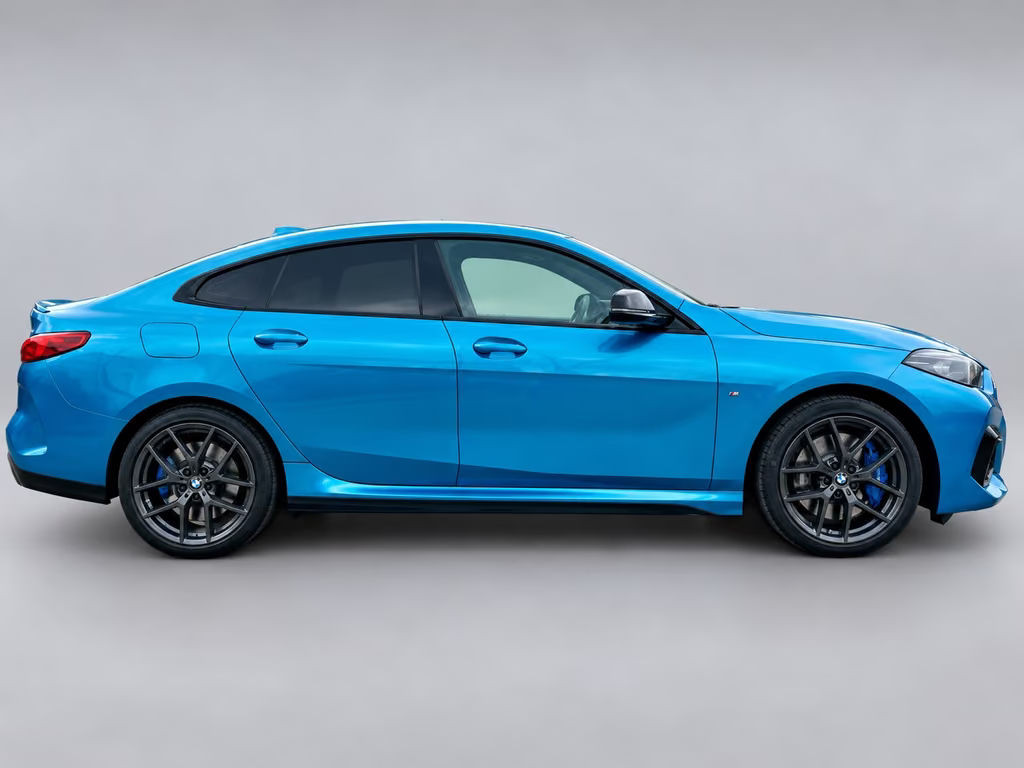 BMW M235