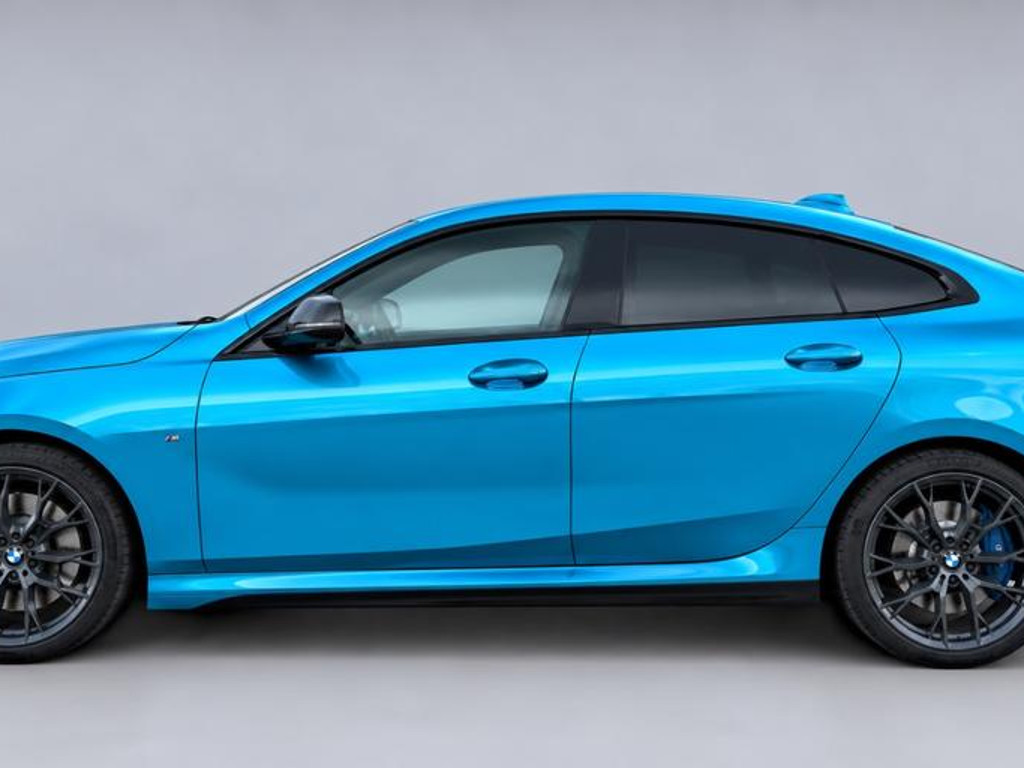 BMW M235
