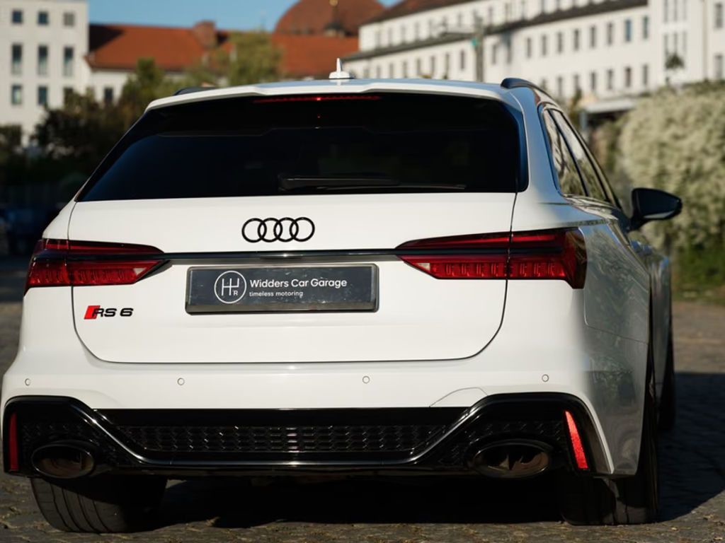 Audi RS6