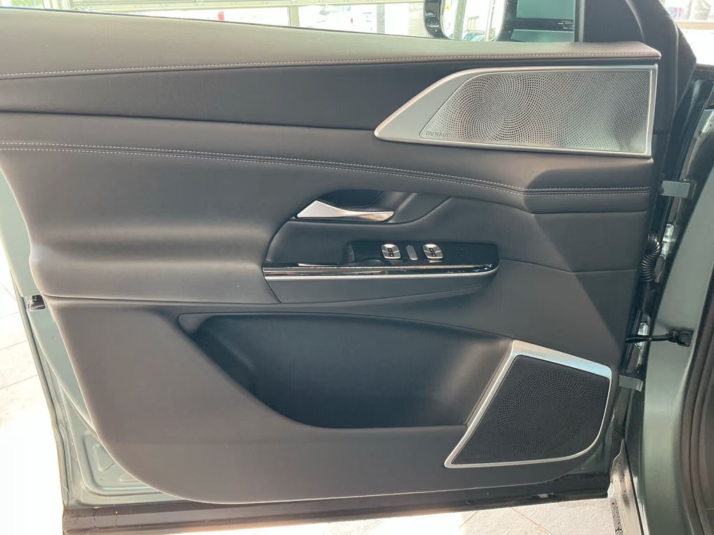 Xpeng G9