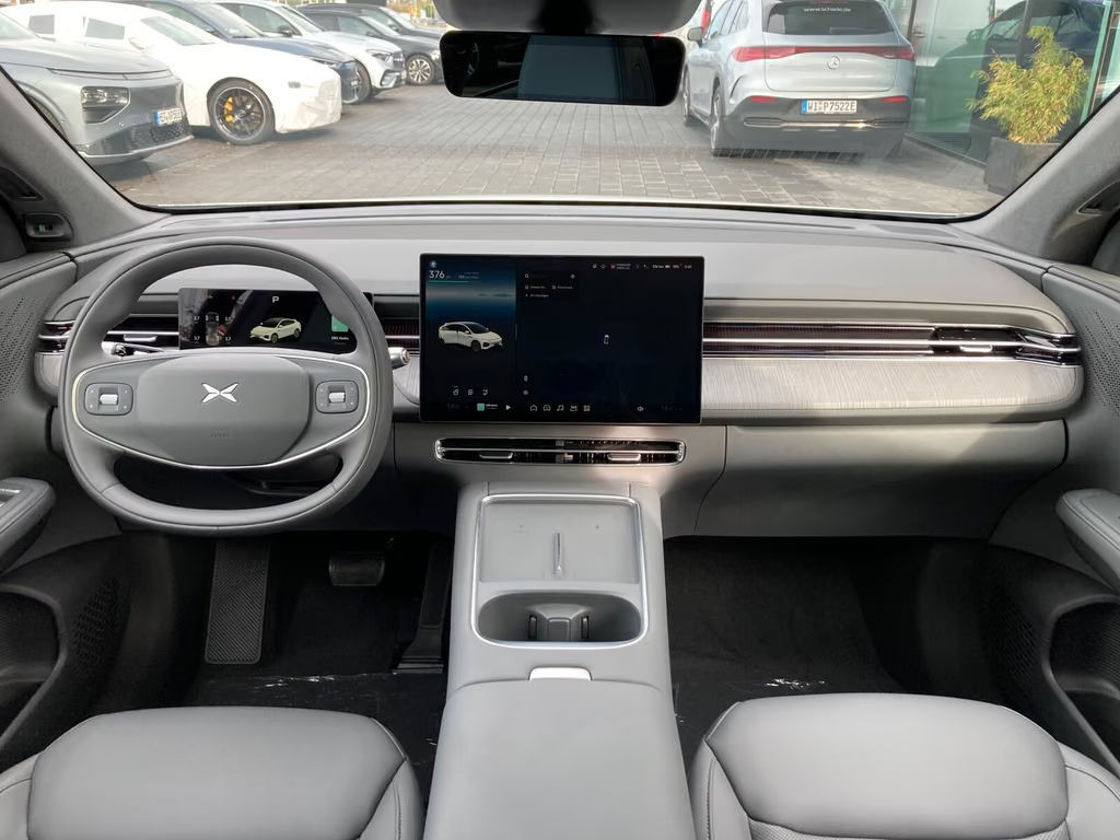 Xpeng G6