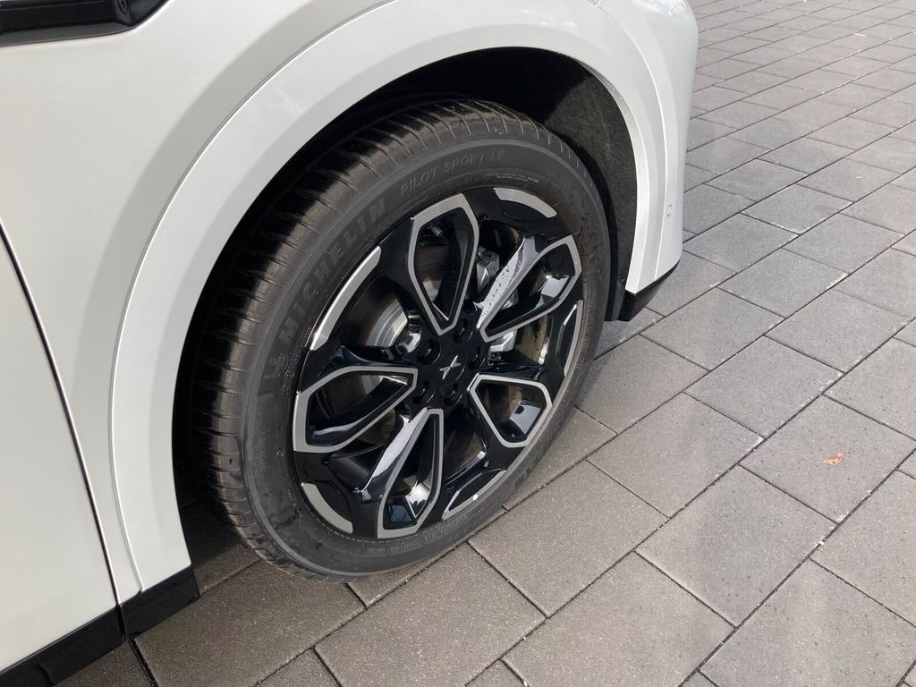 Xpeng G6
