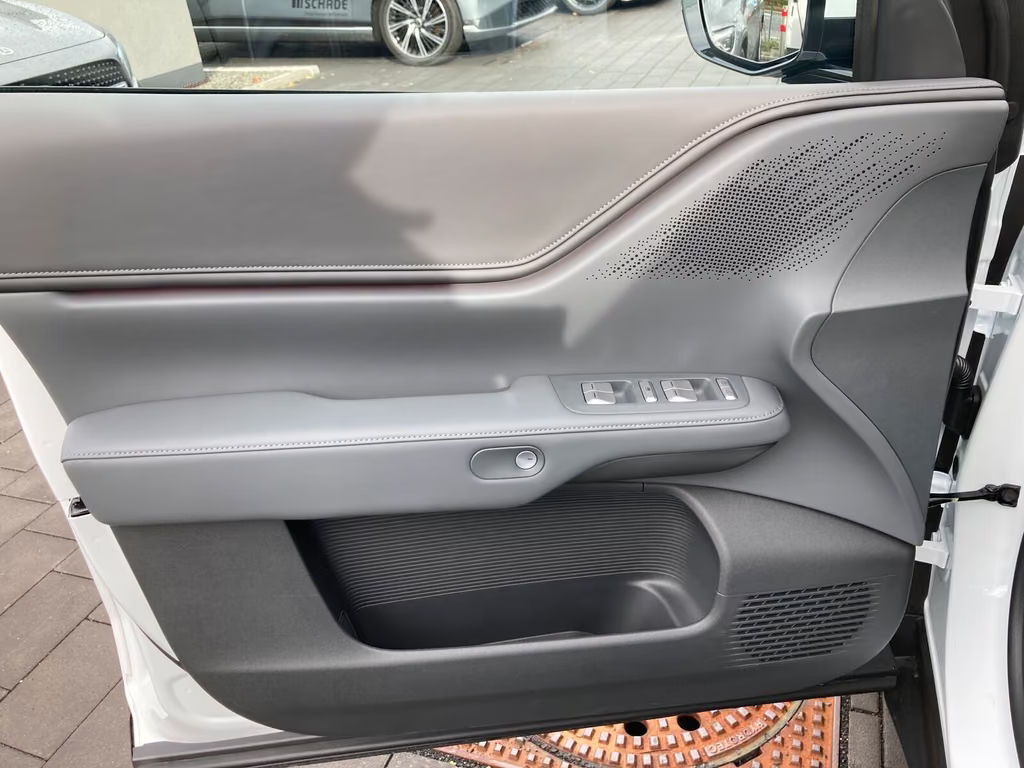 Xpeng G6