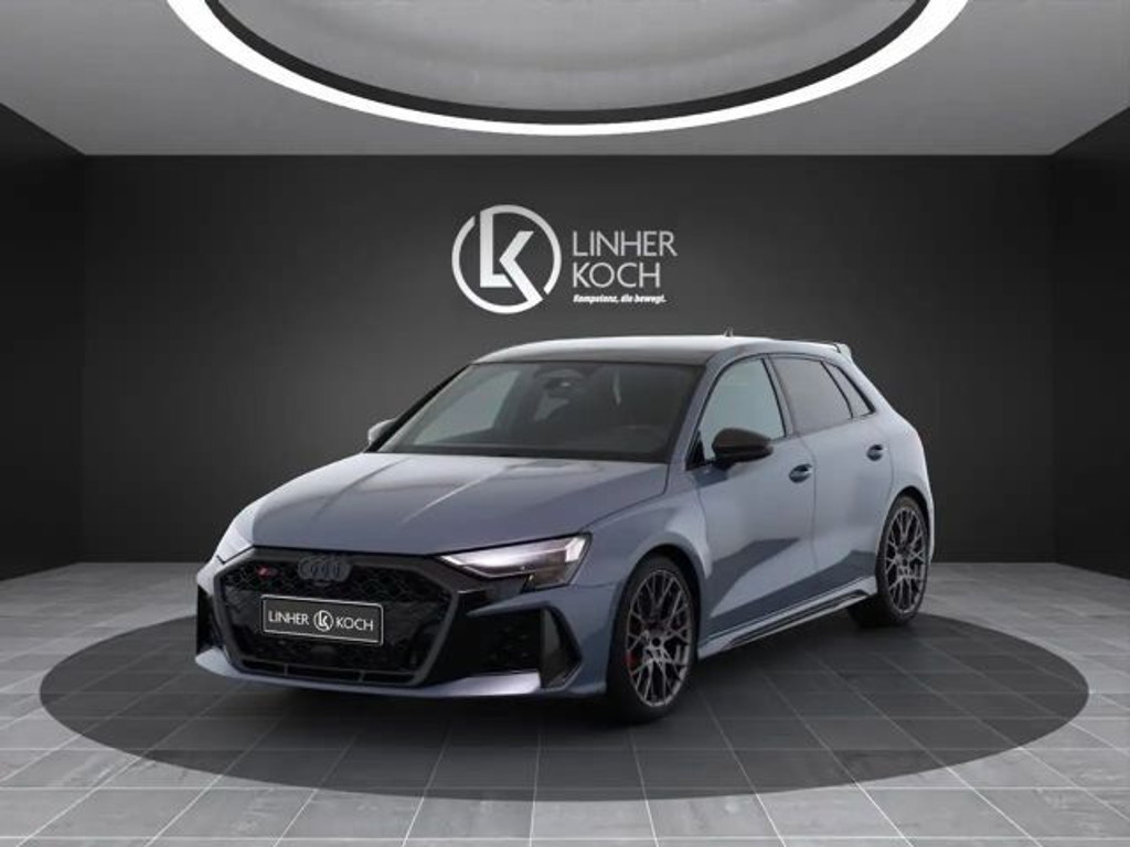 Audi RS3 Sportback Sedan