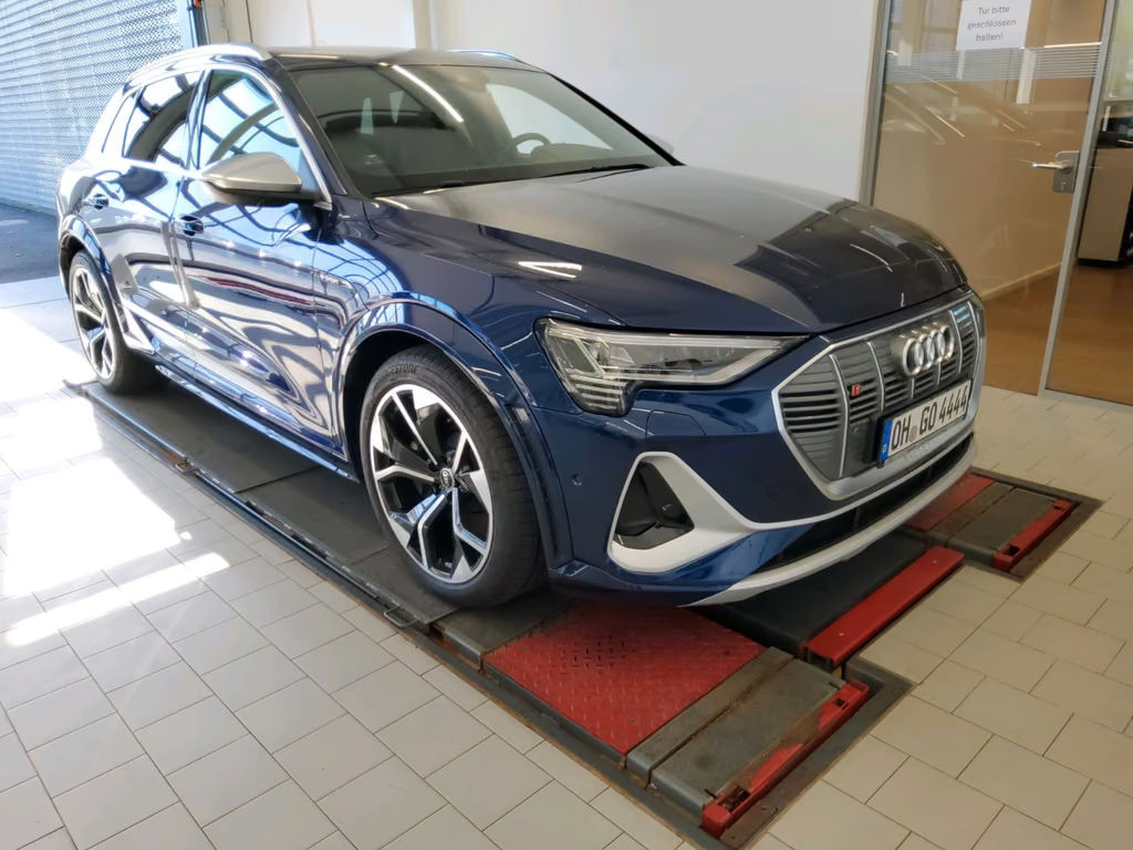 Audi e-tron Quattro