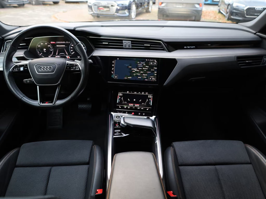 Audi e-tron