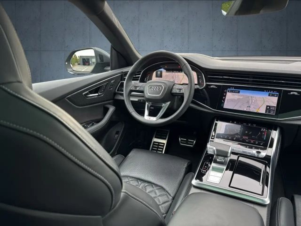 Audi SQ8
