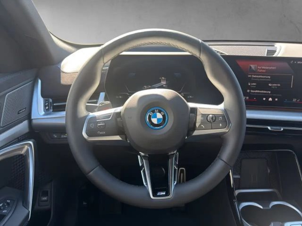 BMW iX2