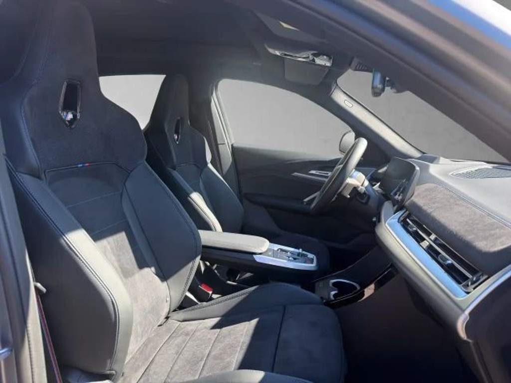 BMW iX2