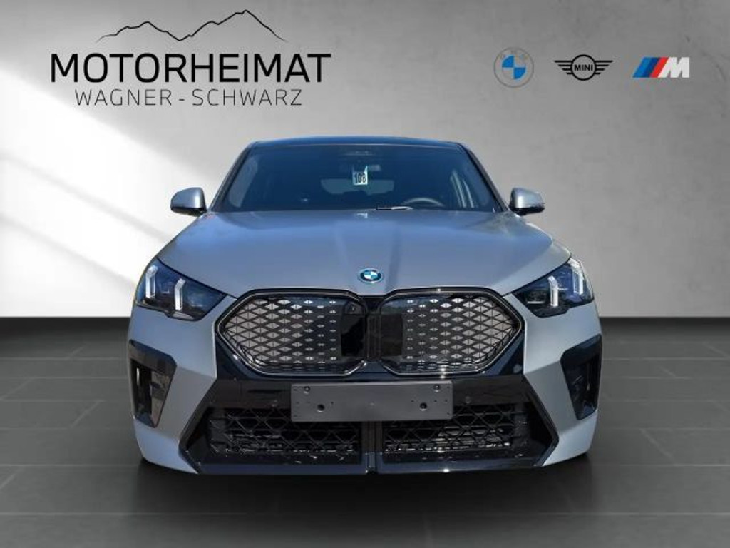BMW iX2