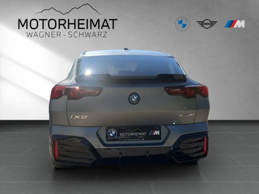 BMW iX2