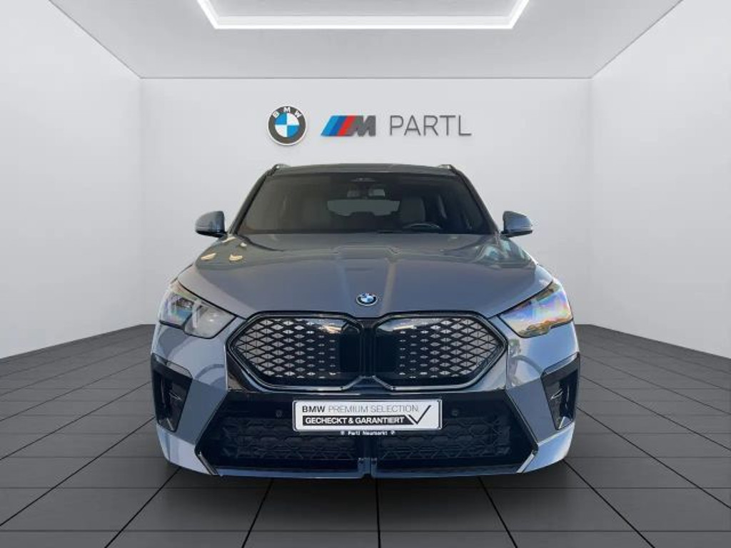 BMW iX2