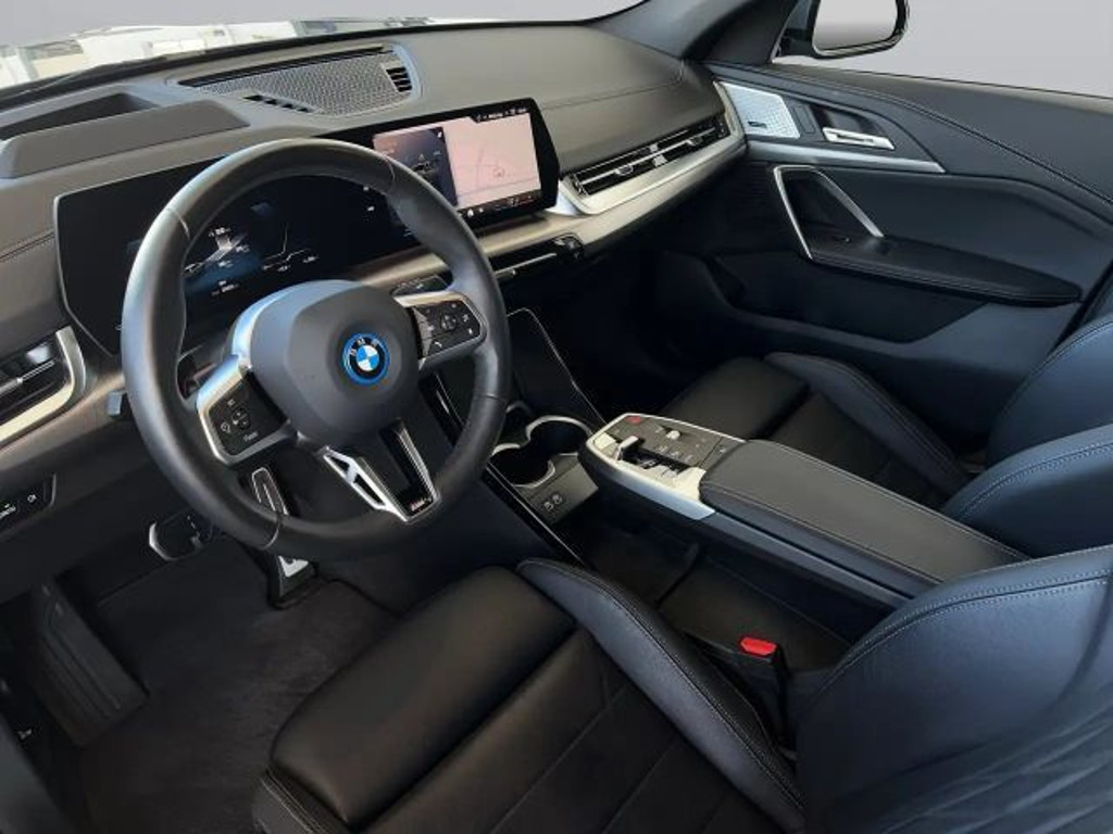 BMW iX2