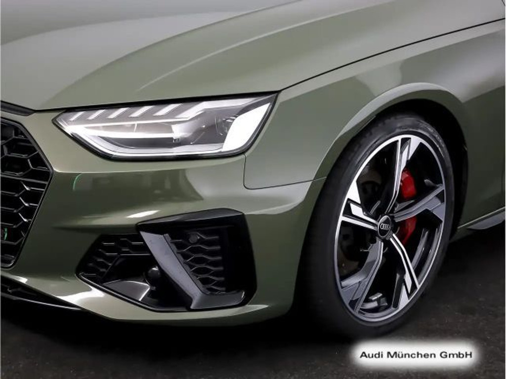 Audi S4
