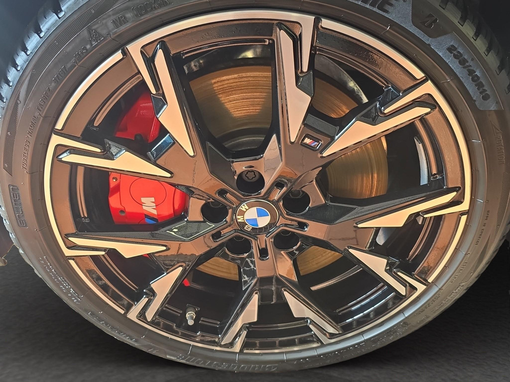 BMW M235