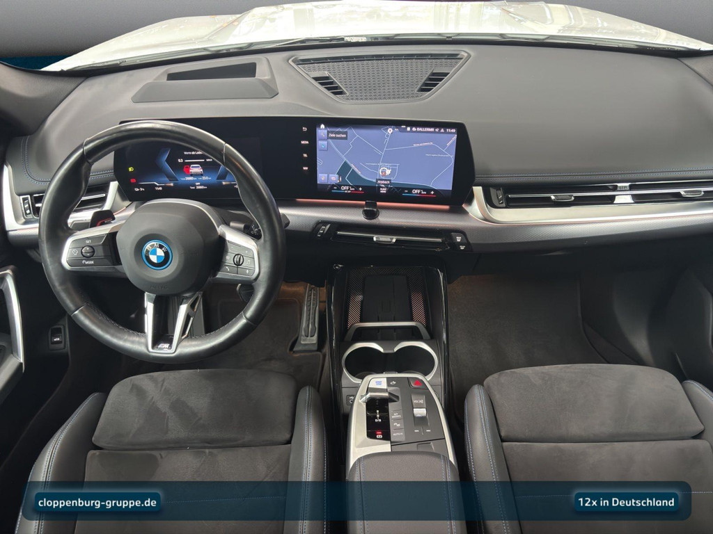 BMW iX1