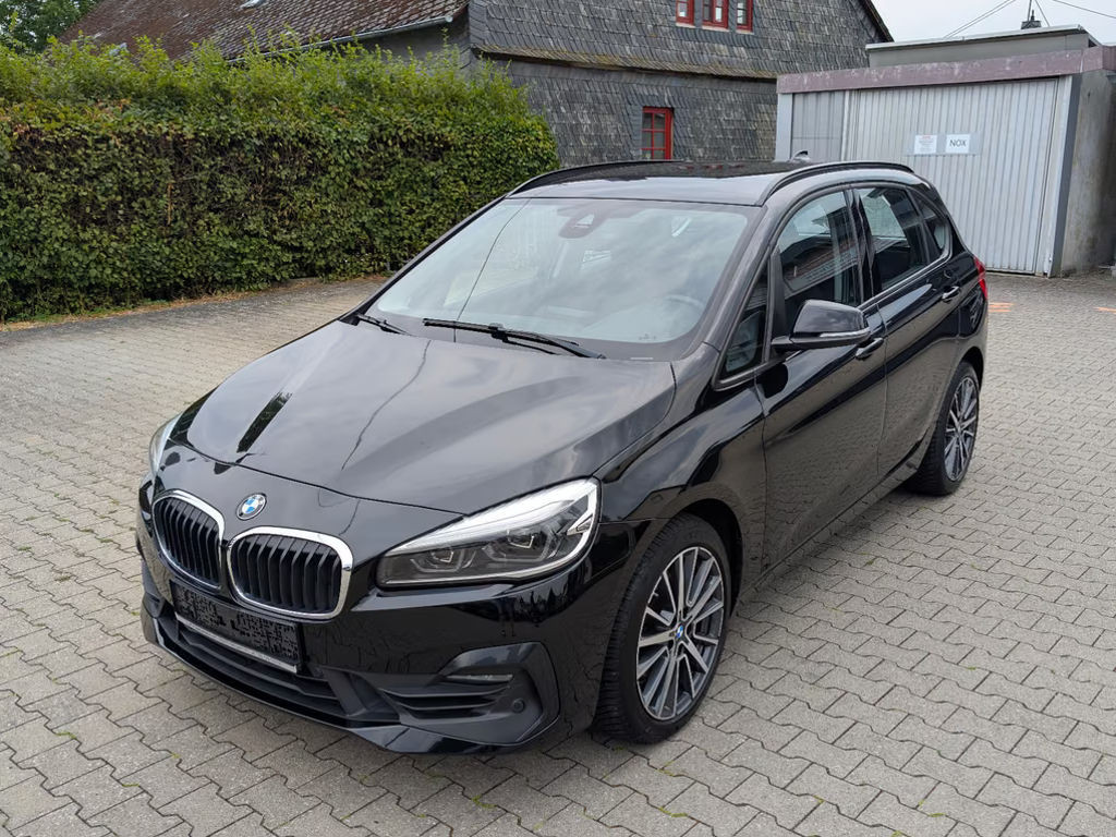 BMW 2 Serie 220 Active Tourer Advantage pakket Sedan 220i