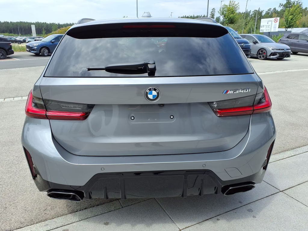 BMW M340