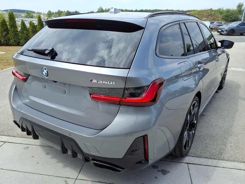 BMW M340