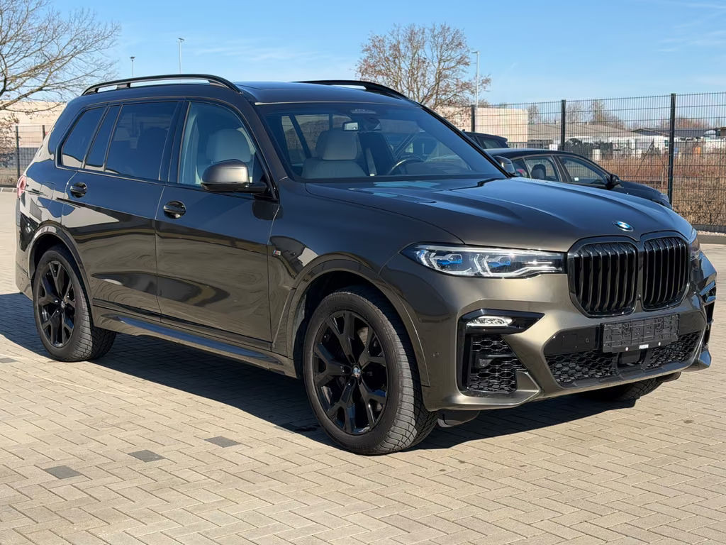 BMW X7 i Sky Lounge /Bowers & Wilkins/Voll
