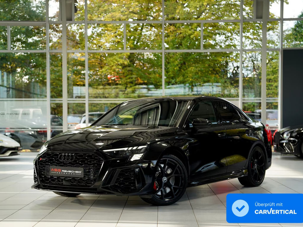 Audi RS3 Sedan Quattro