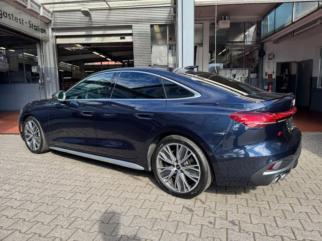 Audi S5