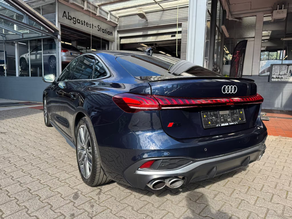 Audi S5
